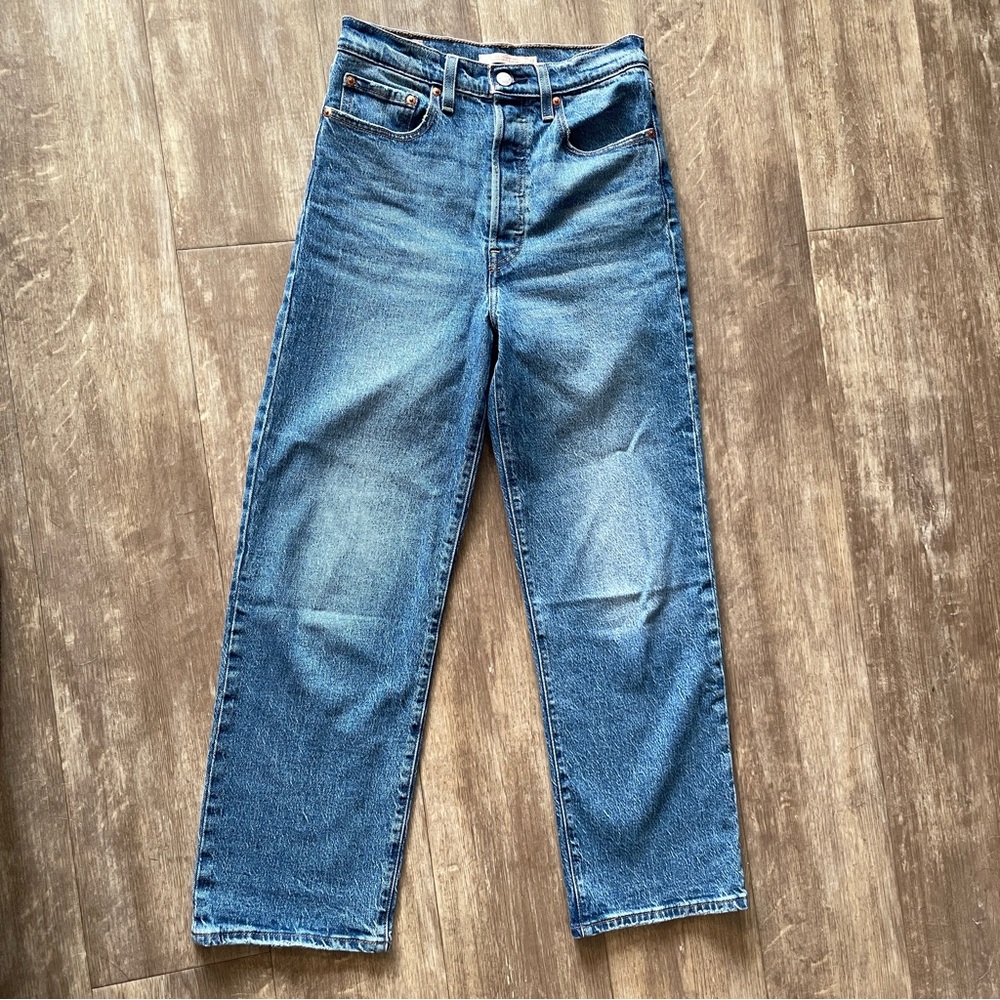 Levi's Women's ribcage straight ankle jeans, 27x27, medium blue